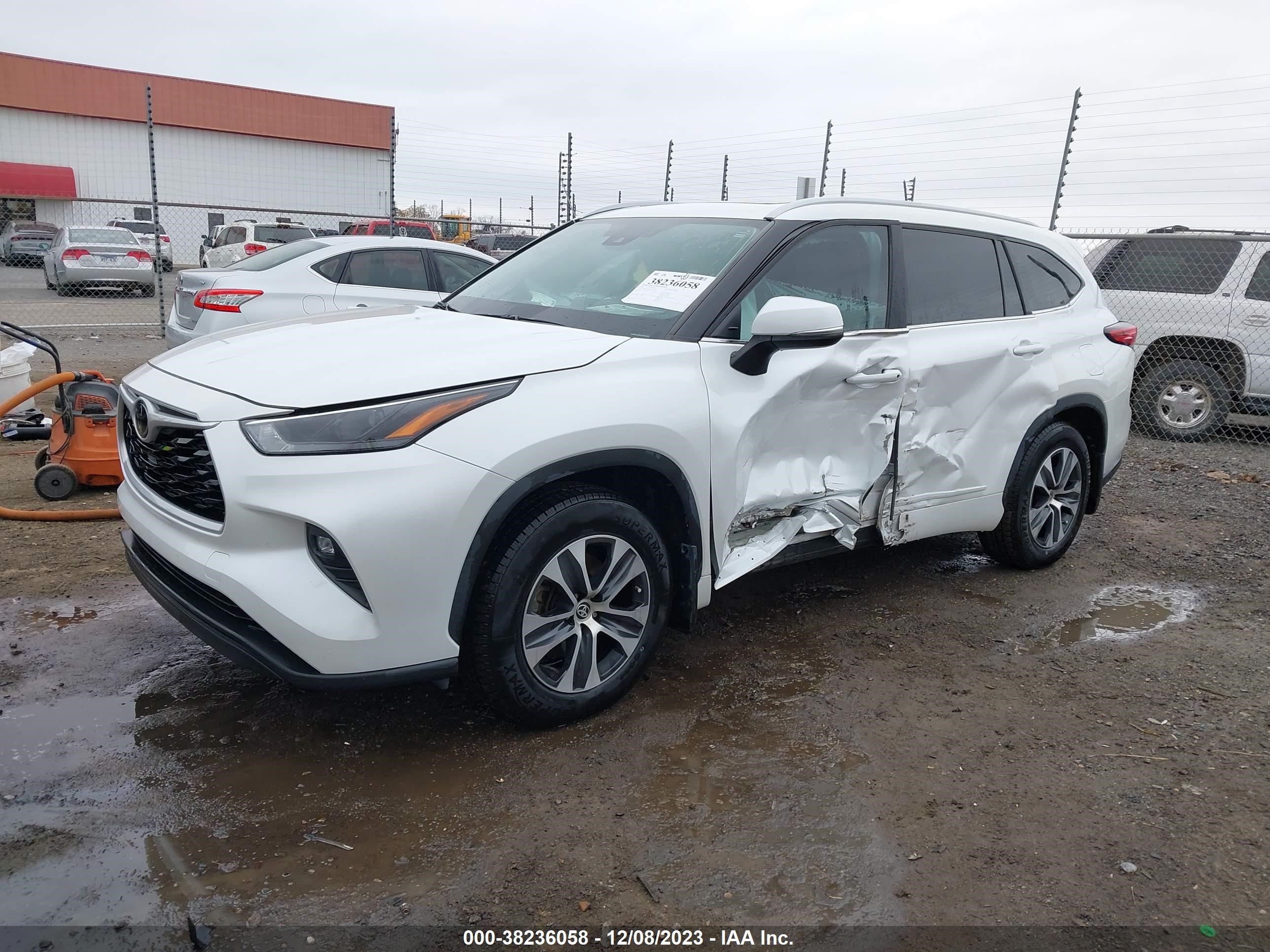 Photo 1 VIN: 5TDGZRAHXNS538920 - TOYOTA HIGHLANDER 