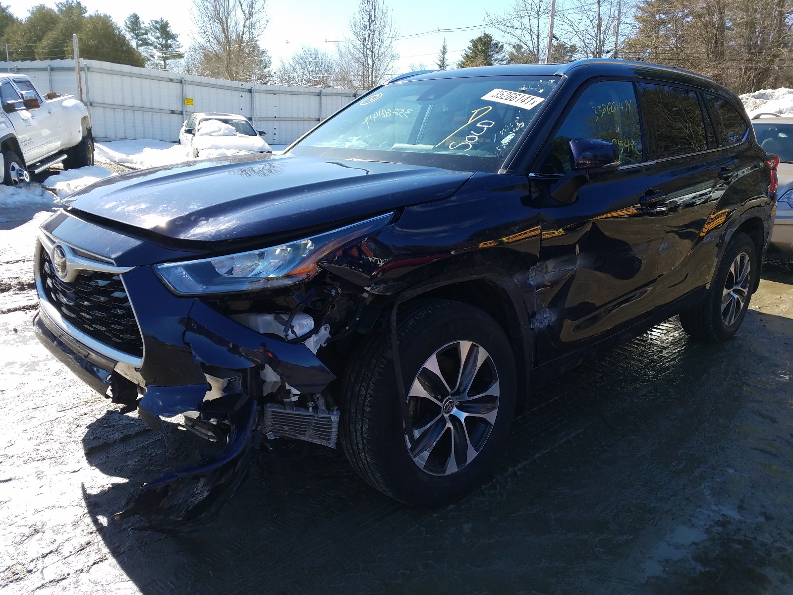 Photo 1 VIN: 5TDGZRBH1LS017645 - TOYOTA HIGHLANDER 