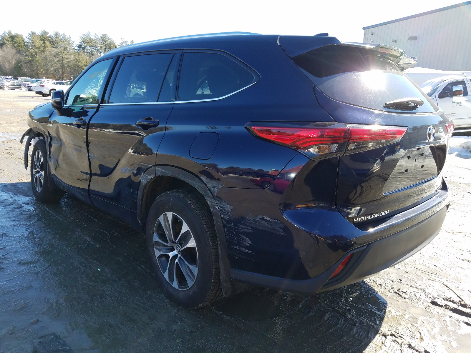 Photo 2 VIN: 5TDGZRBH1LS017645 - TOYOTA HIGHLANDER 