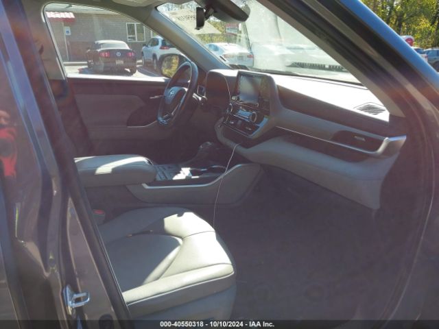 Photo 4 VIN: 5TDGZRBH1MS530069 - TOYOTA HIGHLANDER 