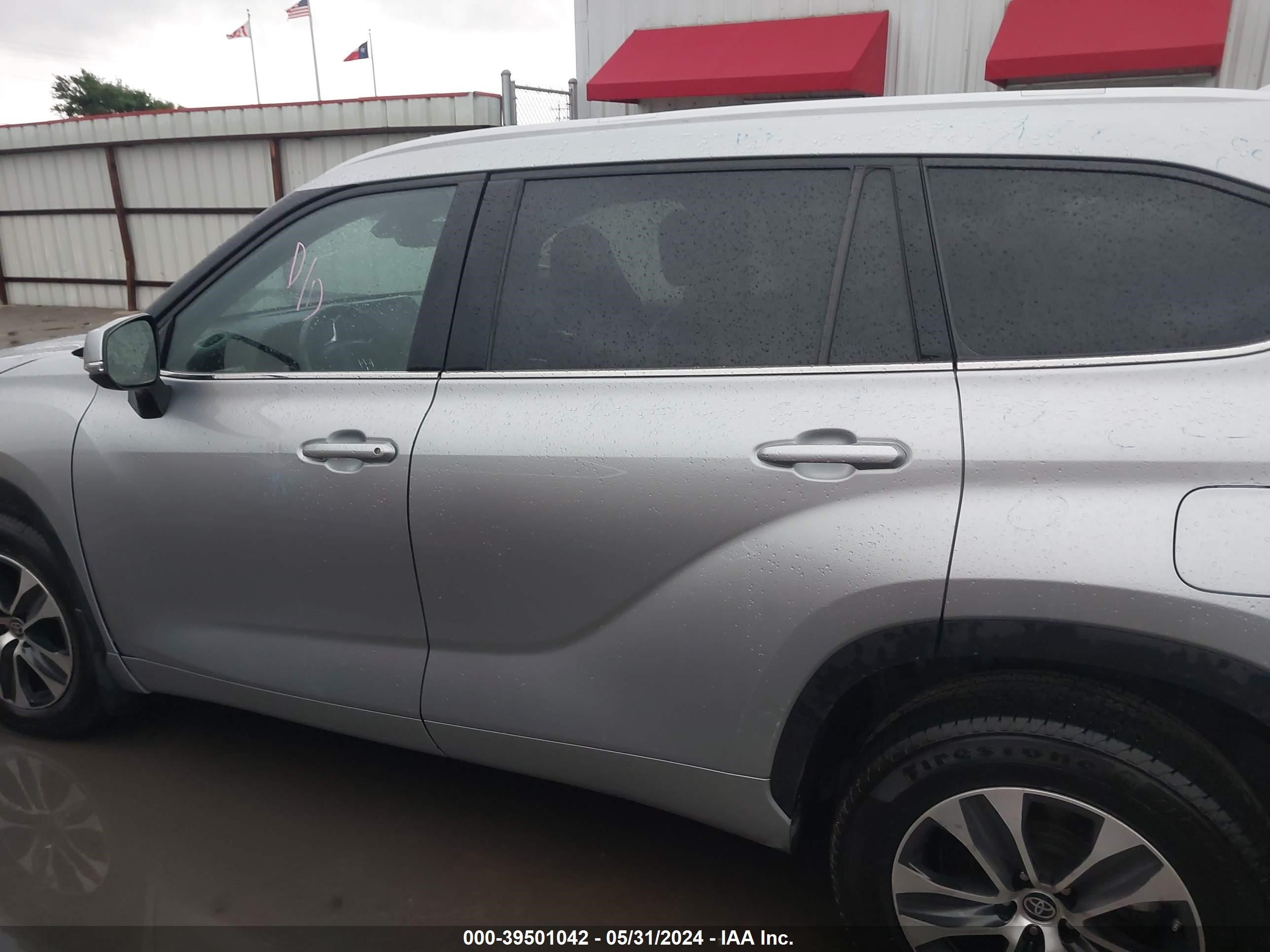 Photo 13 VIN: 5TDGZRBH1NS179195 - TOYOTA HIGHLANDER 