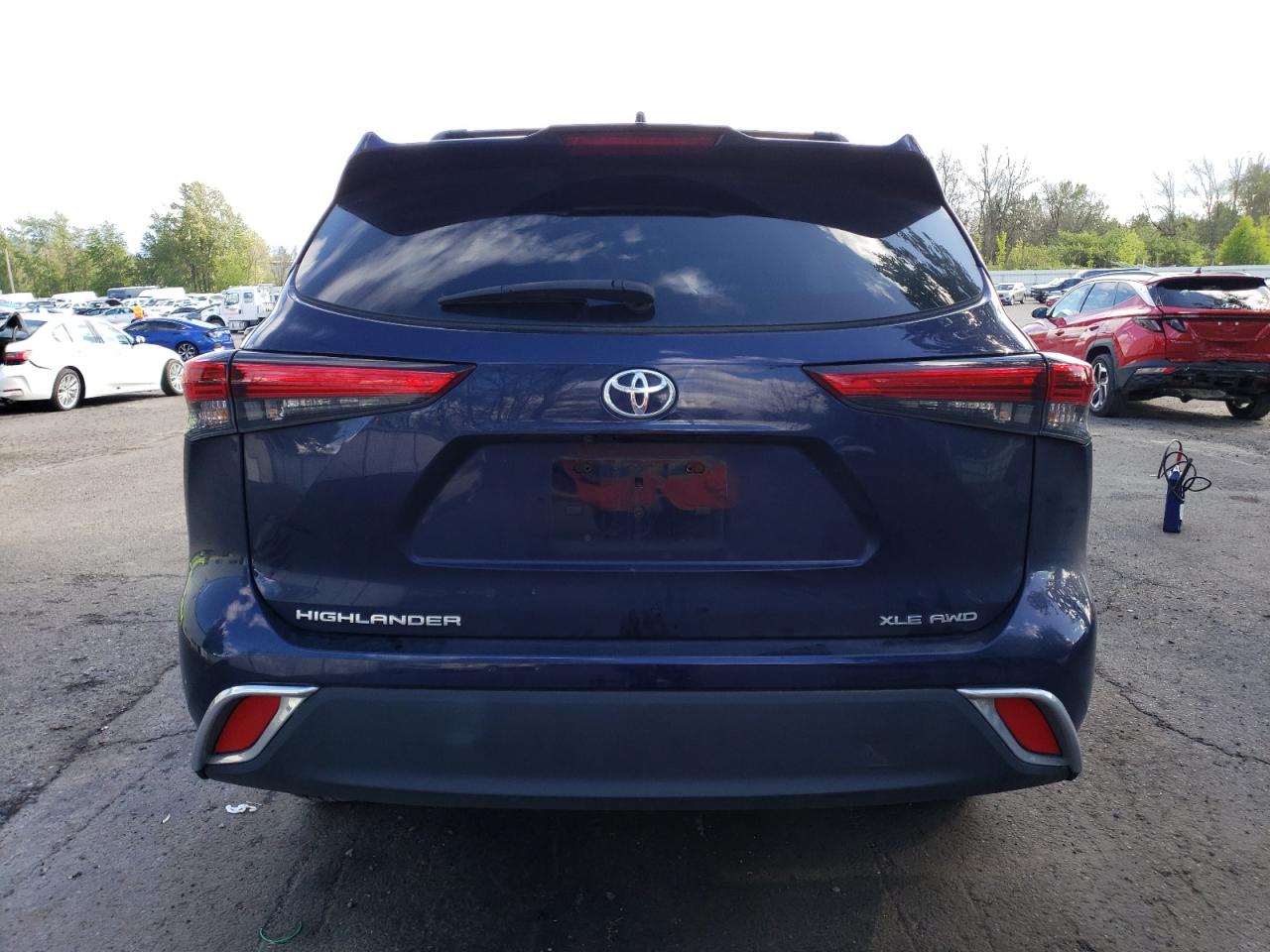 Photo 5 VIN: 5TDGZRBH1NS223714 - TOYOTA HIGHLANDER 