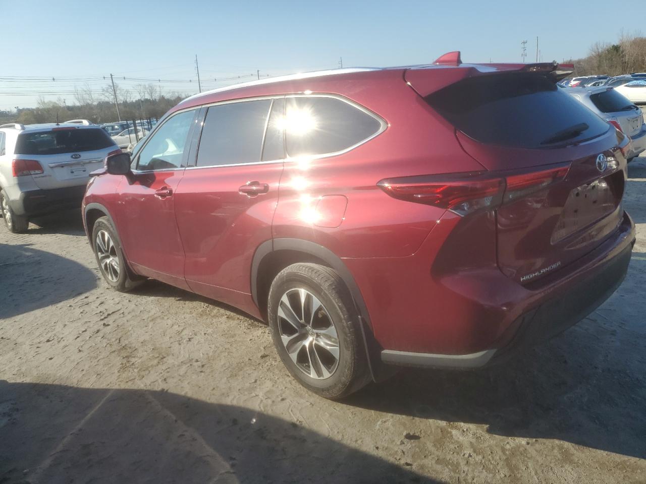 Photo 1 VIN: 5TDGZRBH2LS508063 - TOYOTA HIGHLANDER 