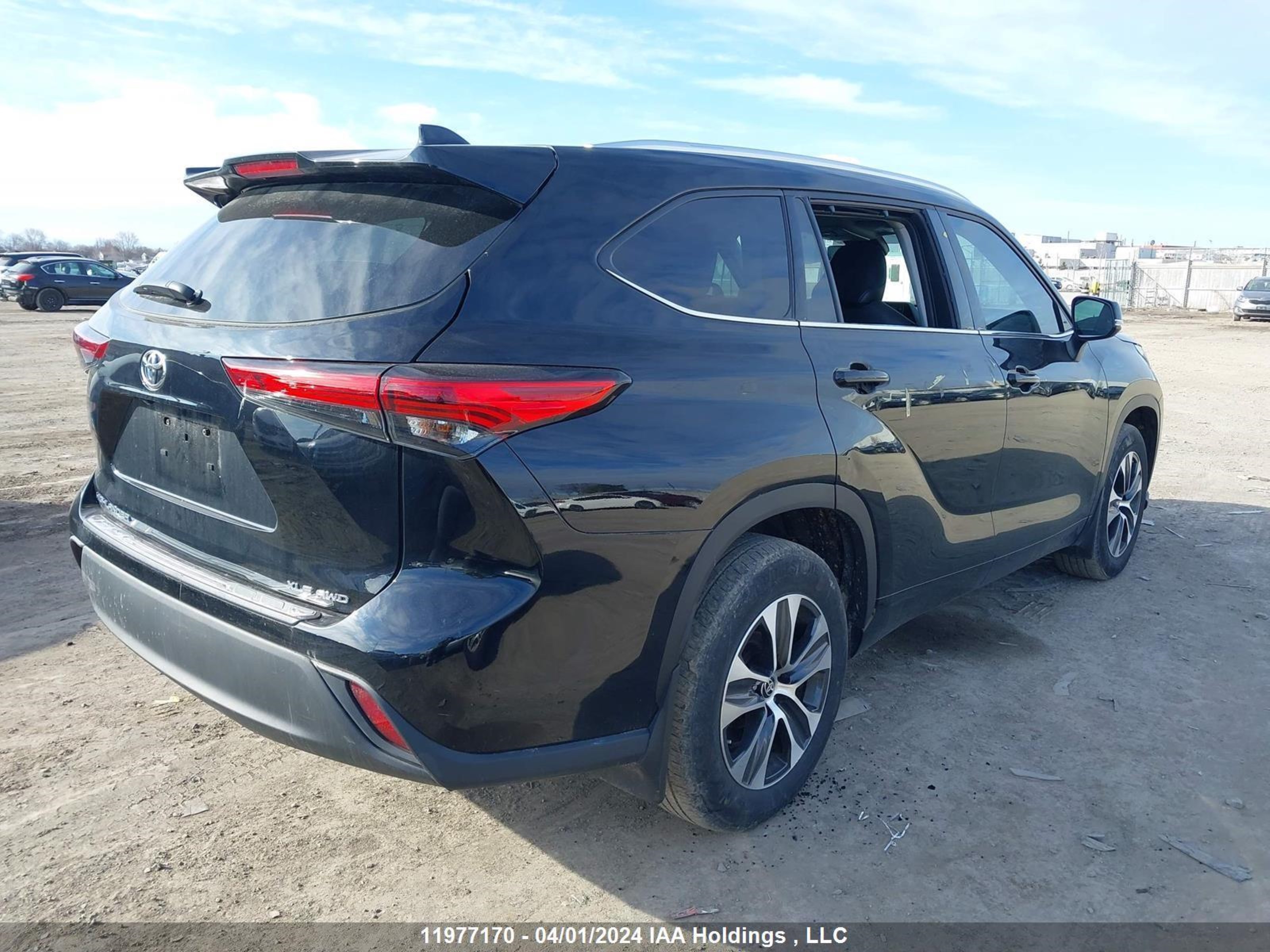 Photo 3 VIN: 5TDGZRBH2MS541100 - TOYOTA HIGHLANDER 