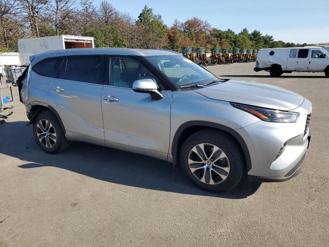 Photo 3 VIN: 5TDGZRBH4NS179966 - TOYOTA HIGHLANDER 