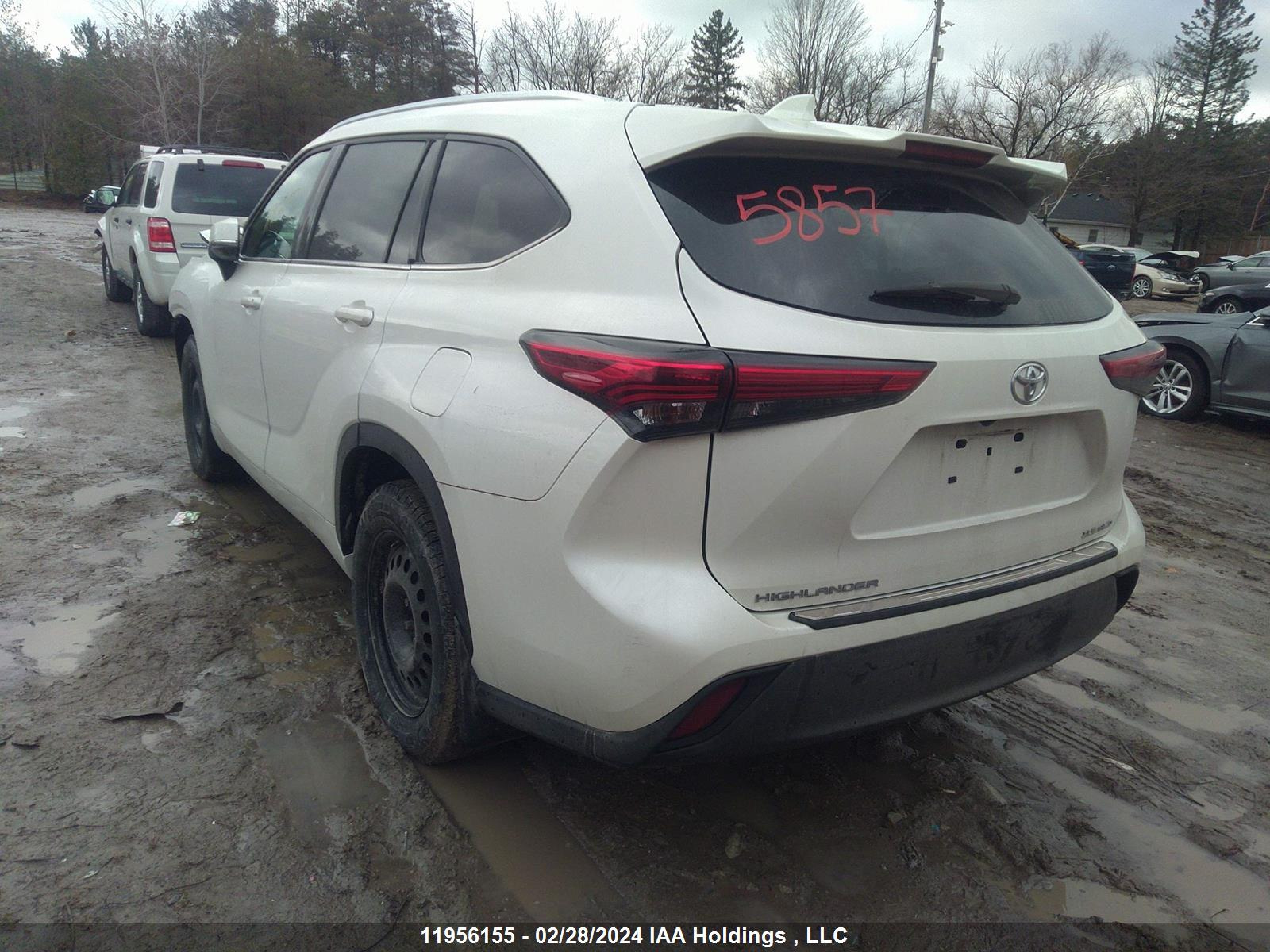 Photo 2 VIN: 5TDGZRBH5MS526137 - TOYOTA HIGHLANDER 