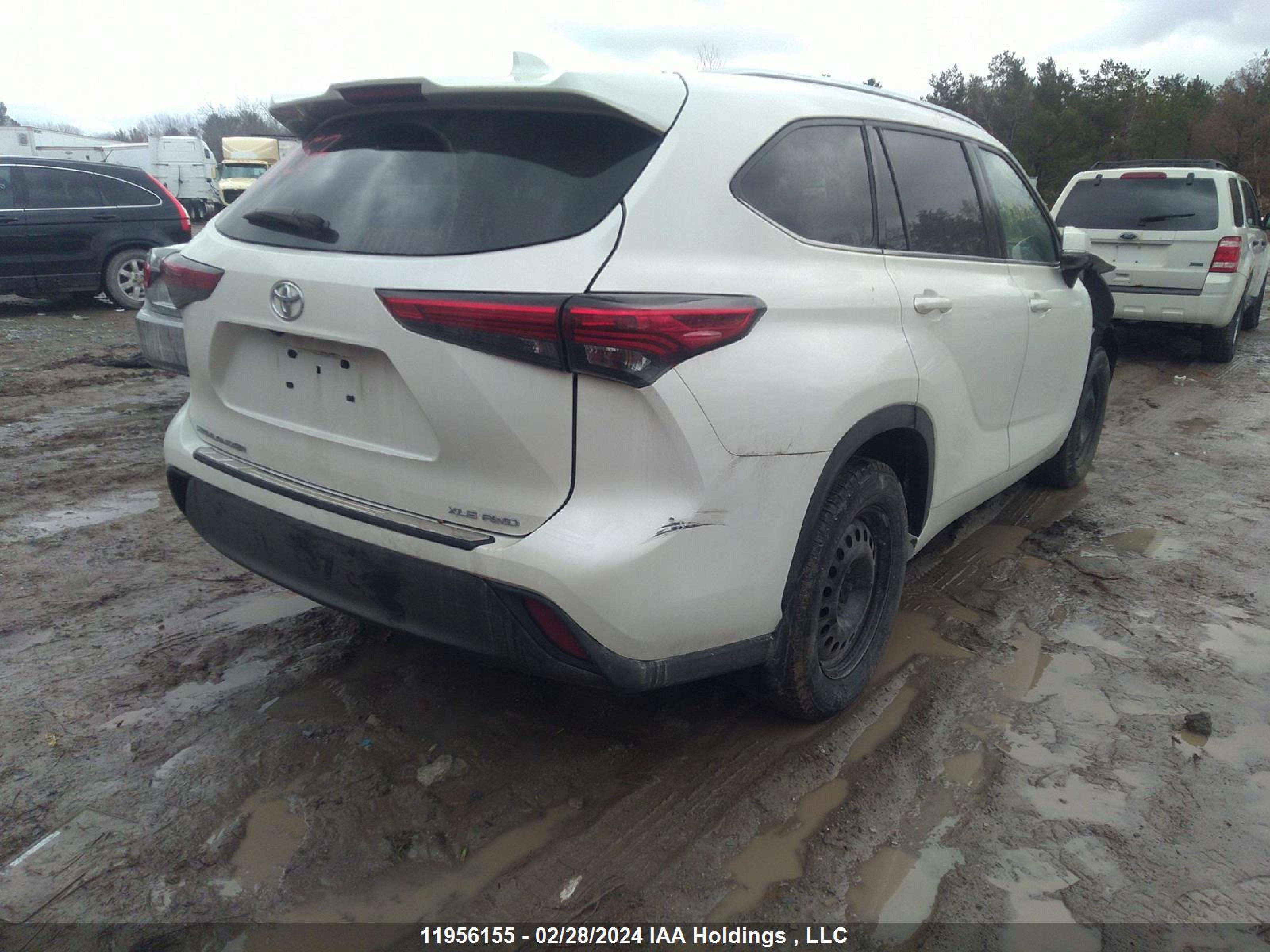 Photo 3 VIN: 5TDGZRBH5MS526137 - TOYOTA HIGHLANDER 