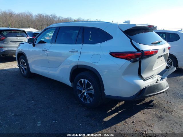 Photo 2 VIN: 5TDGZRBH6MS115037 - TOYOTA HIGHLANDER 