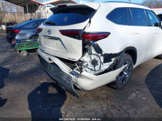 Photo 5 VIN: 5TDGZRBH6MS115037 - TOYOTA HIGHLANDER 