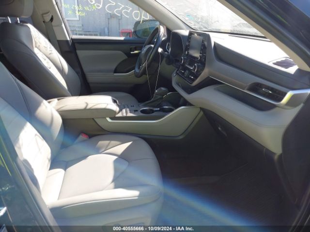 Photo 4 VIN: 5TDGZRBH6NS584193 - TOYOTA HIGHLANDER 