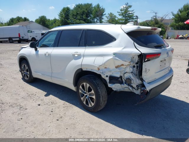 Photo 2 VIN: 5TDGZRBH7MS138049 - TOYOTA HIGHLANDER 