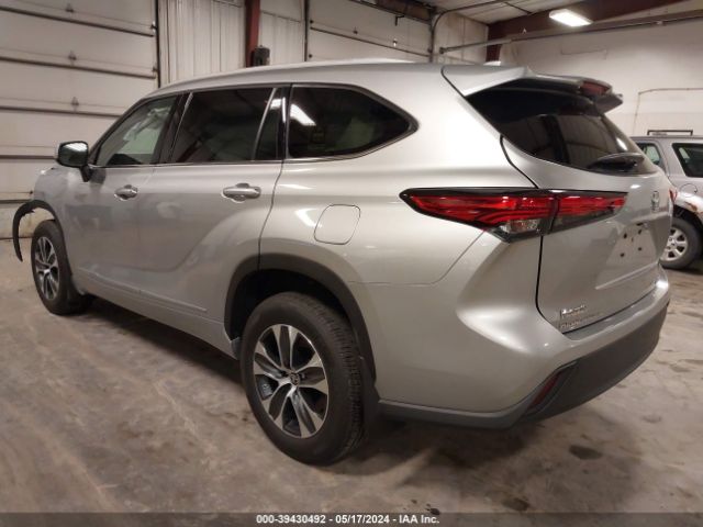 Photo 2 VIN: 5TDGZRBH7NS243398 - TOYOTA HIGHLANDER 