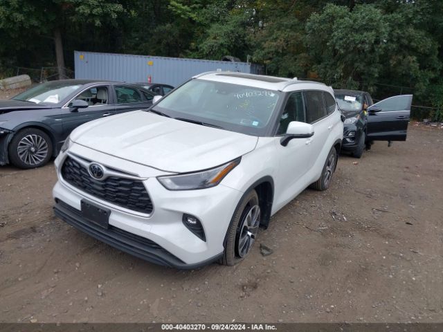 Photo 1 VIN: 5TDGZRBH7NS572134 - TOYOTA HIGHLANDER 