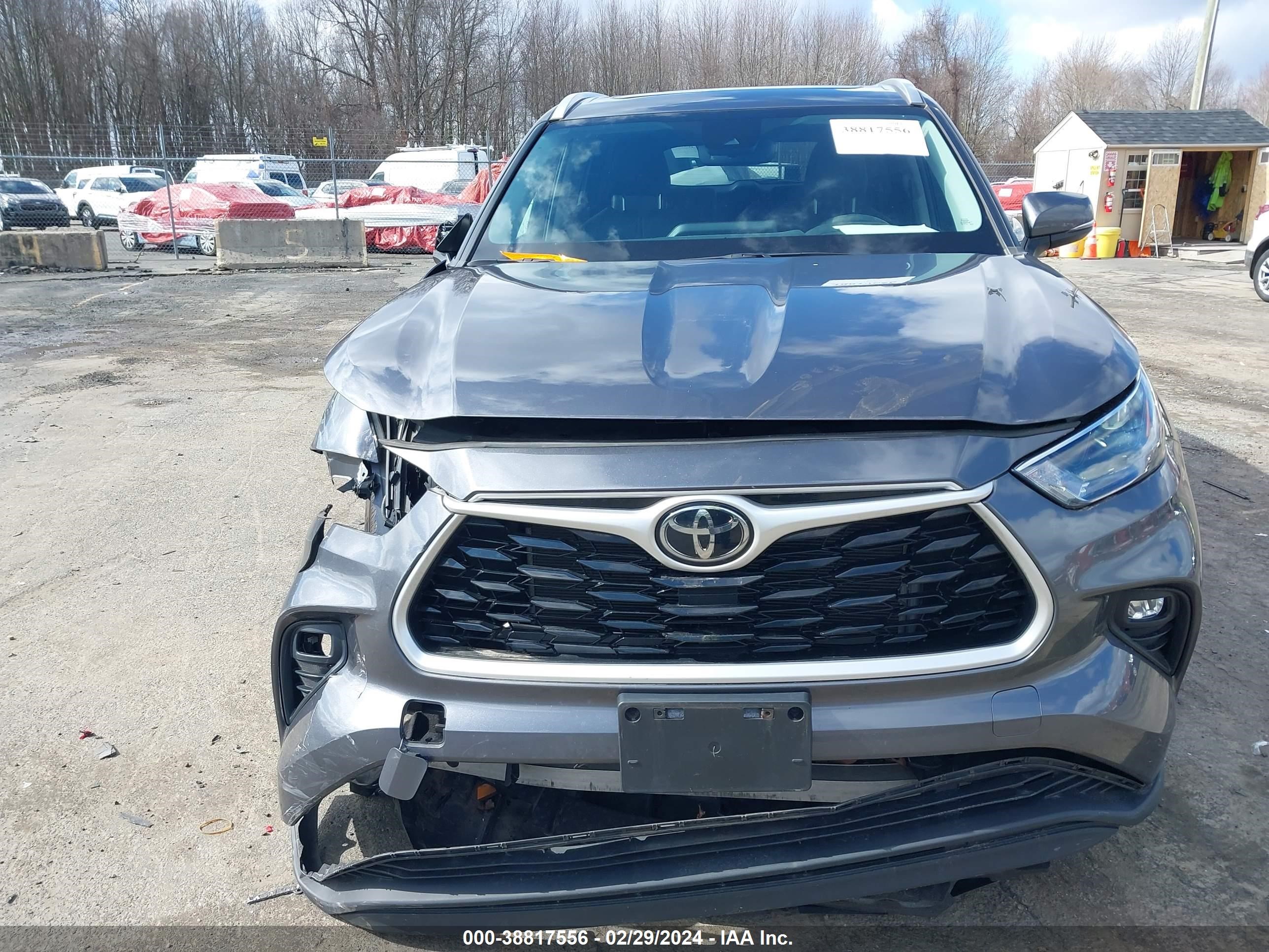 Photo 11 VIN: 5TDGZRBH8NS561062 - TOYOTA HIGHLANDER 