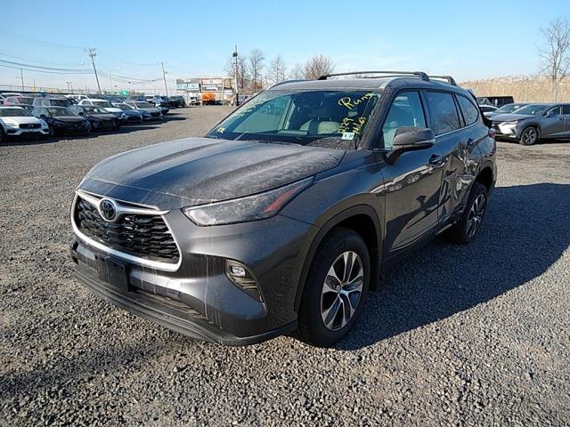 Photo 1 VIN: 5TDGZRBH8NS580890 - TOYOTA HIGHLANDER 