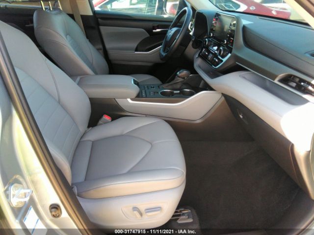 Photo 4 VIN: 5TDGZRBH9LS031132 - TOYOTA HIGHLANDER 