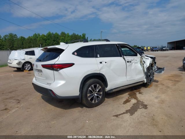 Photo 3 VIN: 5TDGZRBH9NS220768 - TOYOTA HIGHLANDER 