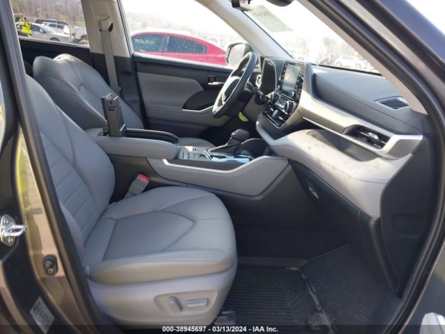 Photo 4 VIN: 5TDHZRAH0NS097576 - TOYOTA HIGHLANDER 