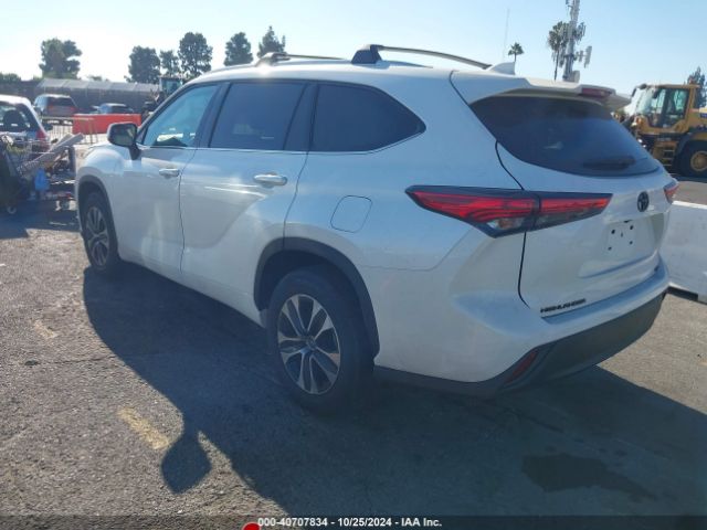 Photo 2 VIN: 5TDHZRAH2MS529101 - TOYOTA HIGHLANDER 