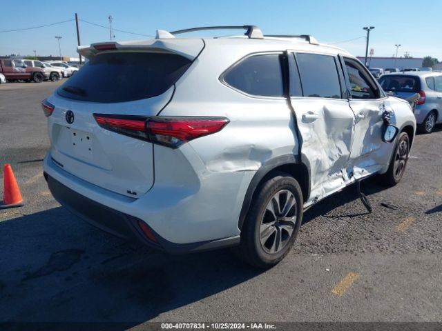 Photo 3 VIN: 5TDHZRAH2MS529101 - TOYOTA HIGHLANDER 