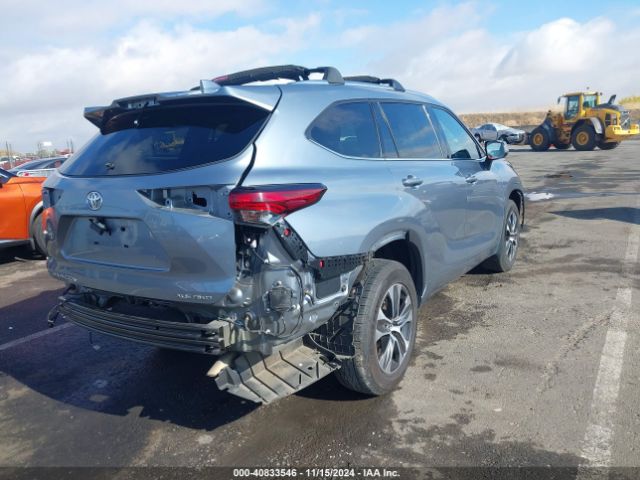 Photo 3 VIN: 5TDHZRBH9LS032415 - TOYOTA HIGHLANDER 