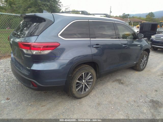 Photo 3 VIN: 5TDJGRFH0KS069319 - TOYOTA HIGHLANDER 