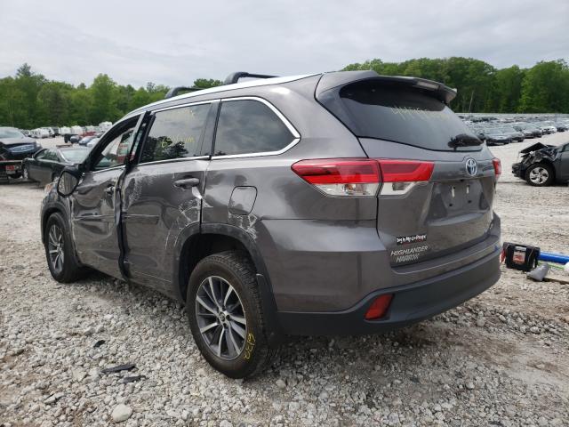 Photo 2 VIN: 5TDJGRFH4HS036025 - TOYOTA HIGHLANDER 