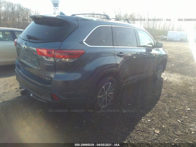 Photo 3 VIN: 5TDJGRFH4JS040629 - TOYOTA HIGHLANDER 