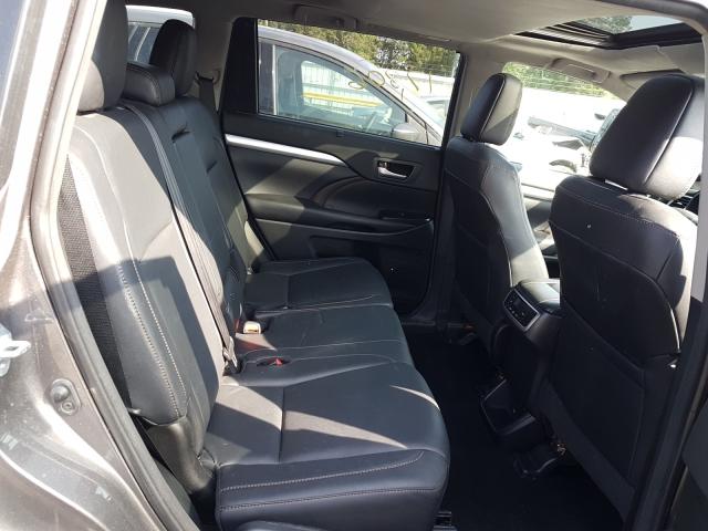 Photo 5 VIN: 5TDJGRFH4JS050819 - TOYOTA HIGHLANDER 