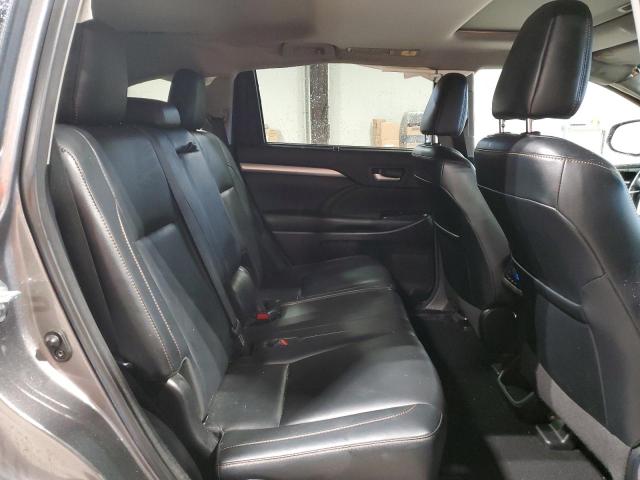 Photo 10 VIN: 5TDJGRFH5JS043362 - TOYOTA HIGHLANDER 