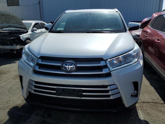 Photo 4 VIN: 5TDJGRFH6KS065582 - TOYOTA HIGHLANDER 