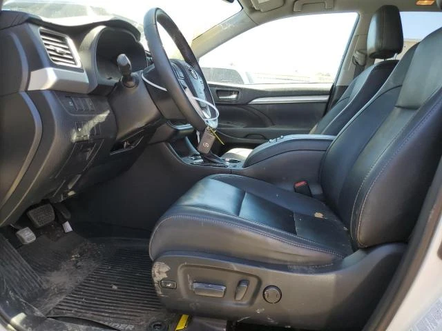 Photo 6 VIN: 5TDJGRFHXKS055895 - TOYOTA HIGHLANDER 