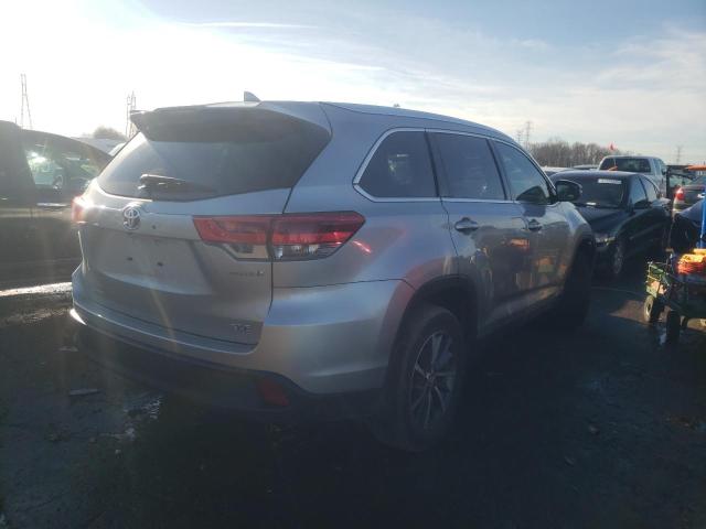 Photo 3 VIN: 5TDJGRFHXKS075922 - TOYOTA HIGHLANDER 