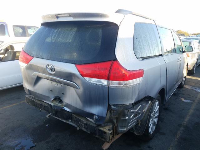 Photo 3 VIN: 5TDJK3DC0CS045378 - TOYOTA SIENNA LE 