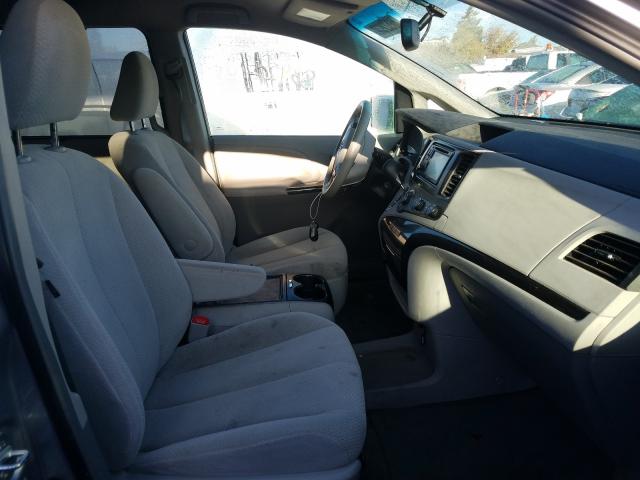 Photo 4 VIN: 5TDJK3DC0CS045378 - TOYOTA SIENNA LE 