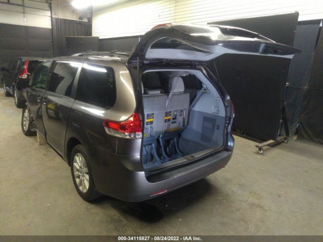 Photo 2 VIN: 5TDJK3DC0CS046417 - TOYOTA SIENNA 