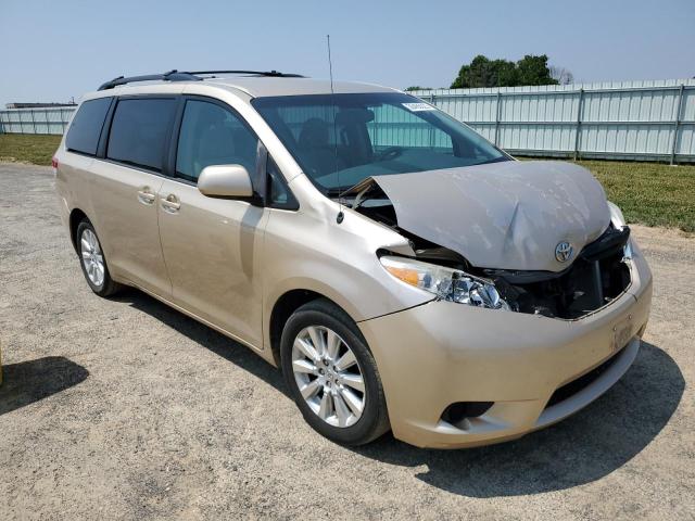 Photo 3 VIN: 5TDJK3DC0DS052767 - TOYOTA SIENNA LE 