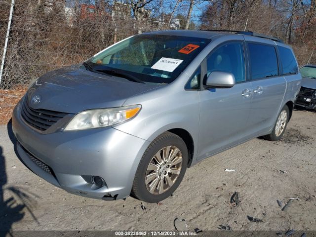 Photo 1 VIN: 5TDJK3DC1BS013828 - TOYOTA SIENNA 