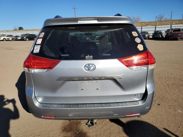 Photo 5 VIN: 5TDJK3DC1BS028099 - TOYOTA SIENNA LE 