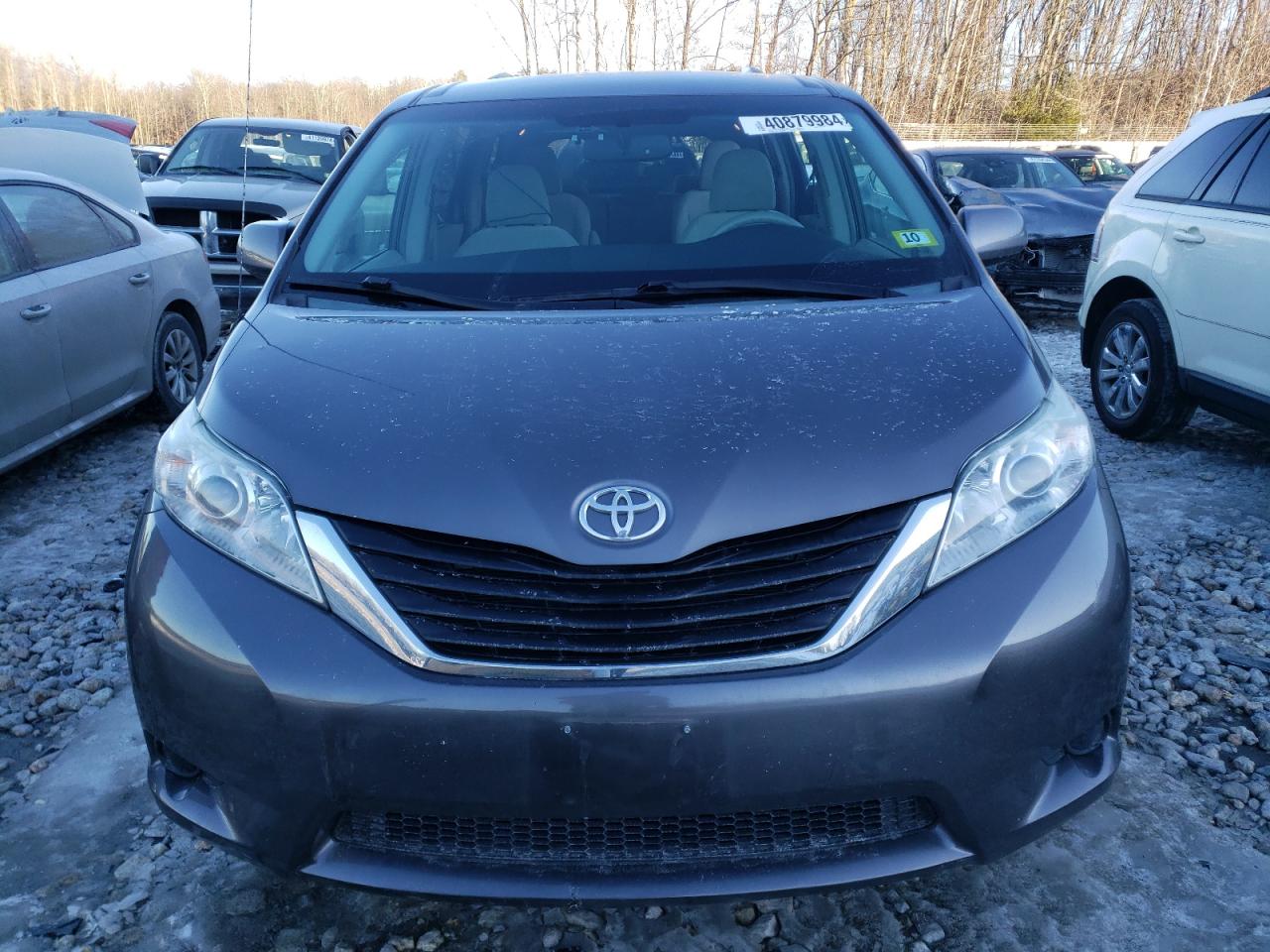 Photo 4 VIN: 5TDJK3DC1DS051742 - TOYOTA SIENNA 