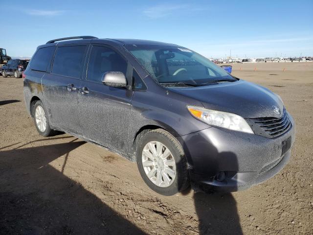 Photo 3 VIN: 5TDJK3DC1DS069268 - TOYOTA SIENNA LE 