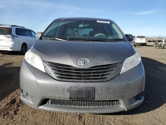 Photo 4 VIN: 5TDJK3DC1DS069268 - TOYOTA SIENNA LE 