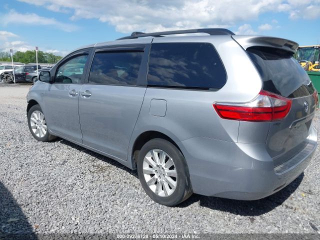 Photo 2 VIN: 5TDJK3DC1GS139758 - TOYOTA SIENNA 