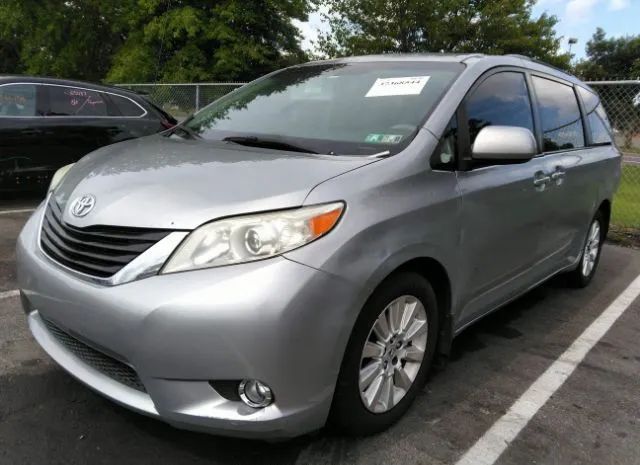 Photo 1 VIN: 5TDJK3DC2BS025390 - TOYOTA SIENNA 