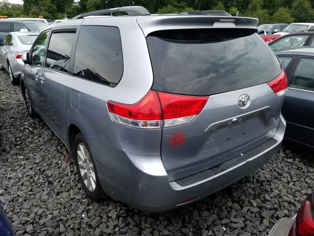 Photo 2 VIN: 5TDJK3DC2BS029214 - TOYOTA SIENNA LE 