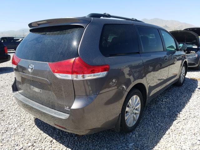 Photo 3 VIN: 5TDJK3DC2CS044619 - TOYOTA SIENNA LE 