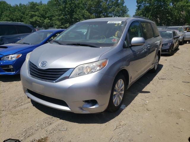 Photo 1 VIN: 5TDJK3DC2CS045544 - TOYOTA SIENNA LE 