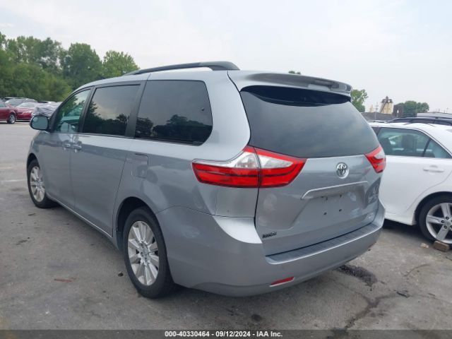 Photo 2 VIN: 5TDJK3DC2FS102846 - TOYOTA SIENNA 