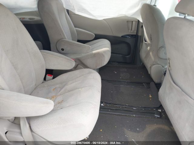 Photo 7 VIN: 5TDJK3DC3CS043866 - TOYOTA SIENNA 