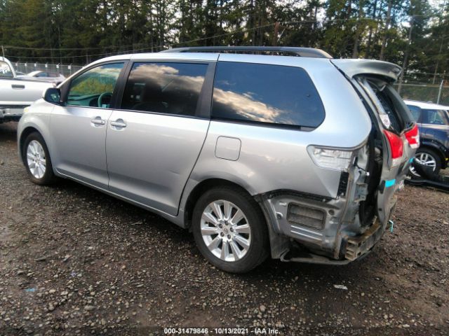 Photo 2 VIN: 5TDJK3DC3DS050074 - TOYOTA SIENNA 